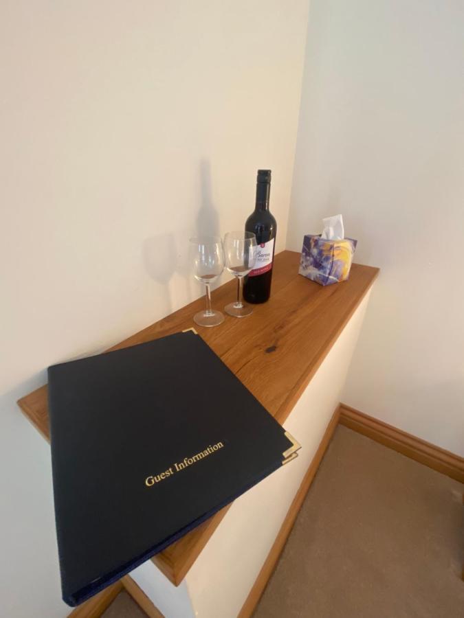 Laurel Bank Bed & Breakfast Abbey-Cwmhir Luaran gambar