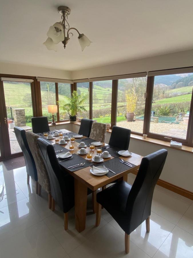 Laurel Bank Bed & Breakfast Abbey-Cwmhir Luaran gambar
