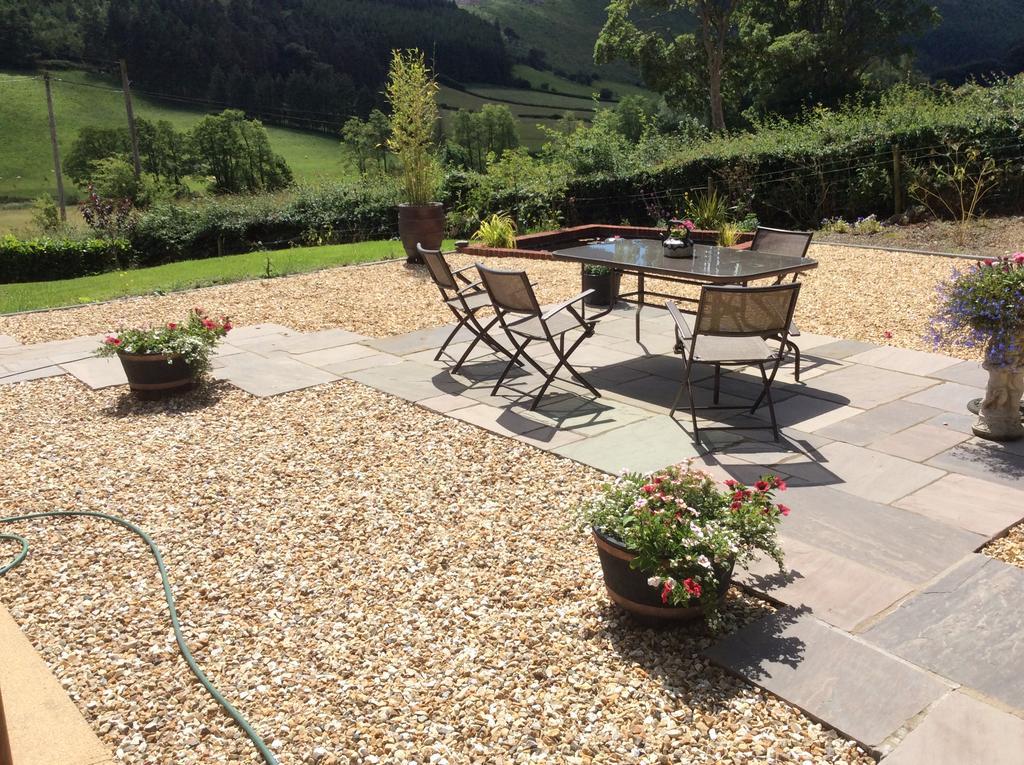 Laurel Bank Bed & Breakfast Abbey-Cwmhir Luaran gambar